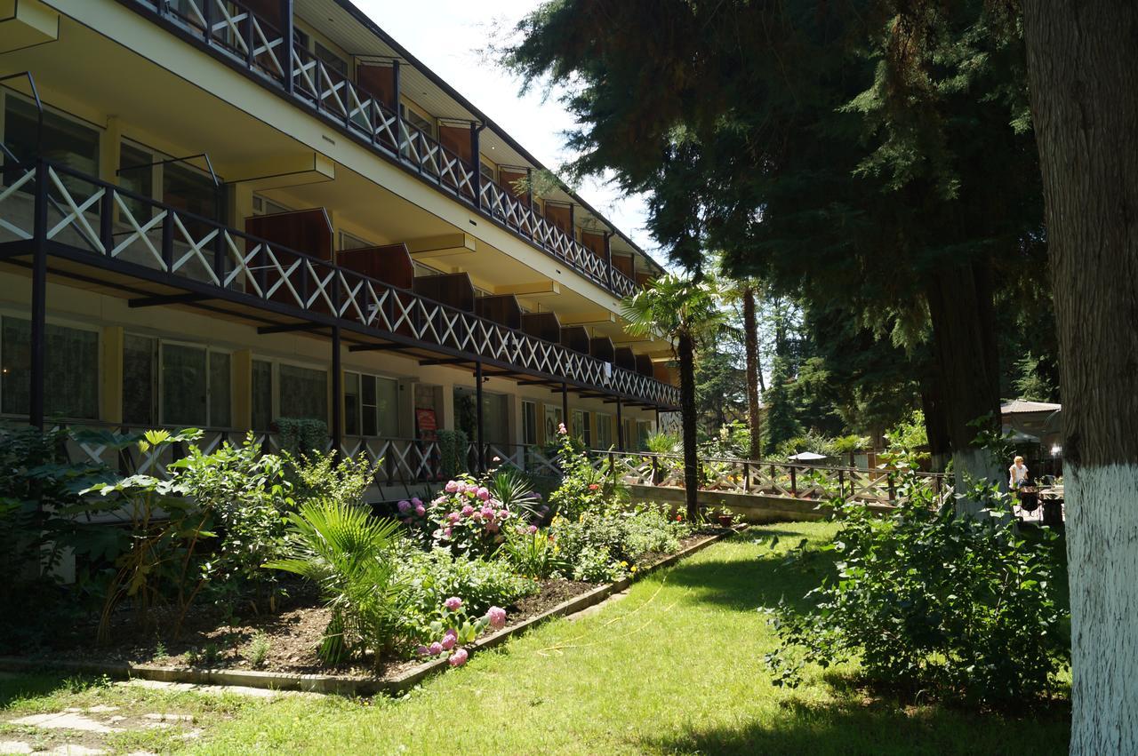 Pitsunda Hotel Kültér fotó