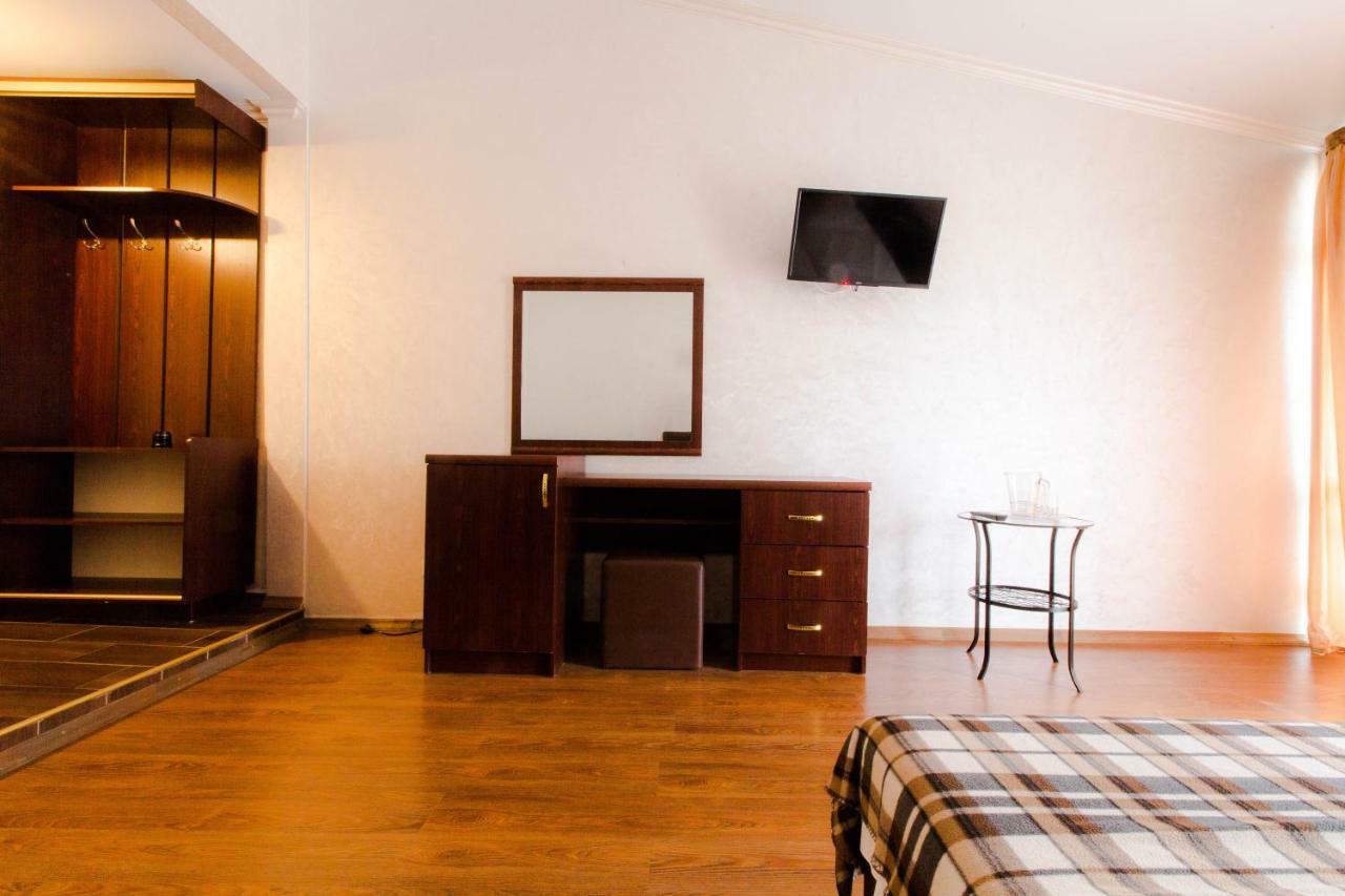 Pitsunda Hotel Kültér fotó