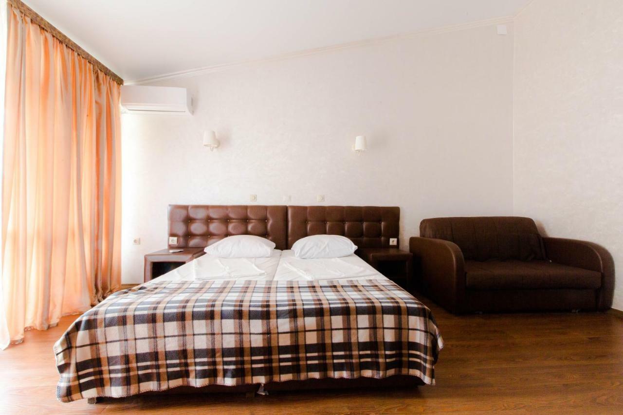 Pitsunda Hotel Kültér fotó