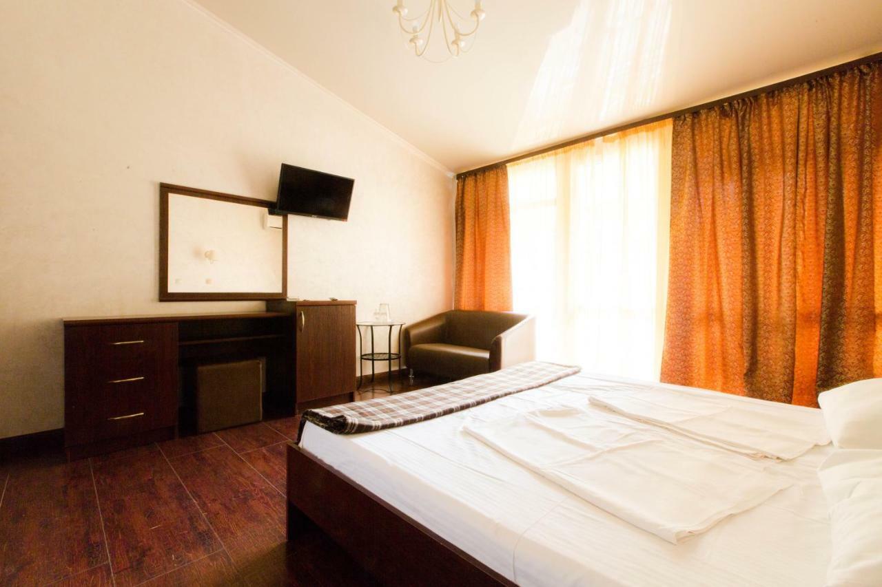 Pitsunda Hotel Kültér fotó