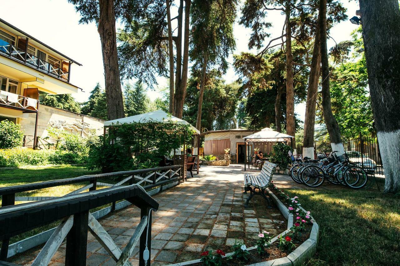 Pitsunda Hotel Kültér fotó