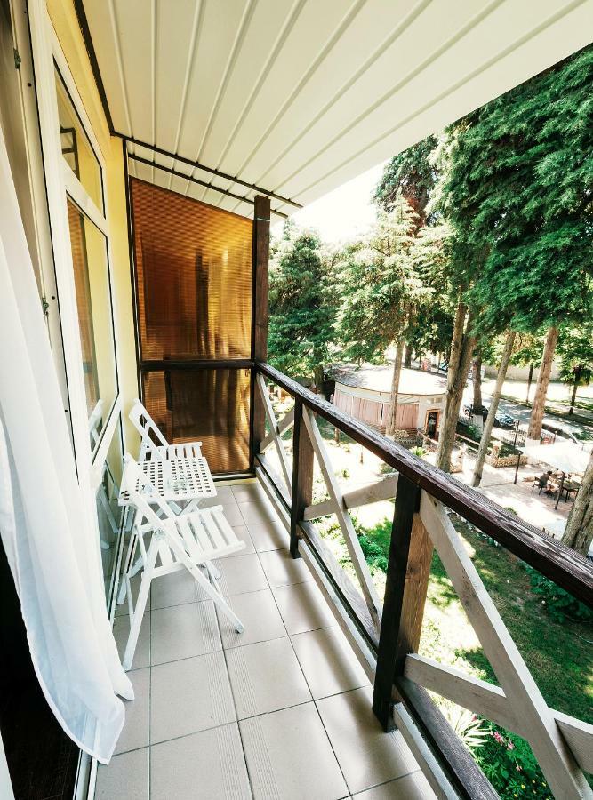 Pitsunda Hotel Kültér fotó
